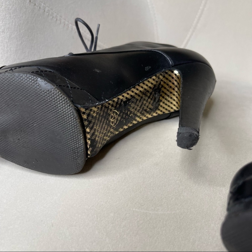 Authentic Black Chanel Booties Shoes Leather Heels Quilted Cap Toe Size 37.5 7.5 - Picture 9 of 13